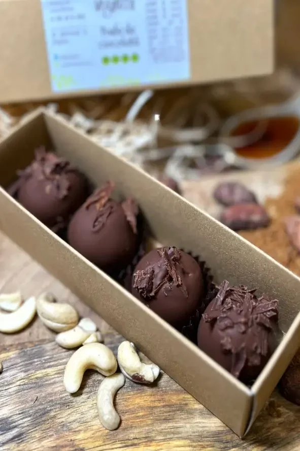 Dulce alinare: Relația noastră emoțională cu mâncarea și locul special al deserturilor raw vegan trufe ciocolata